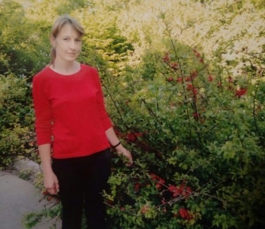 Суниця. Ягідний смаколик з вашого саду Суниця. Ягідний смаколик з вашого саду